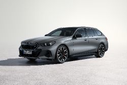 BMW i5 Touring - M60