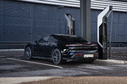 Porsche Taycan - charging